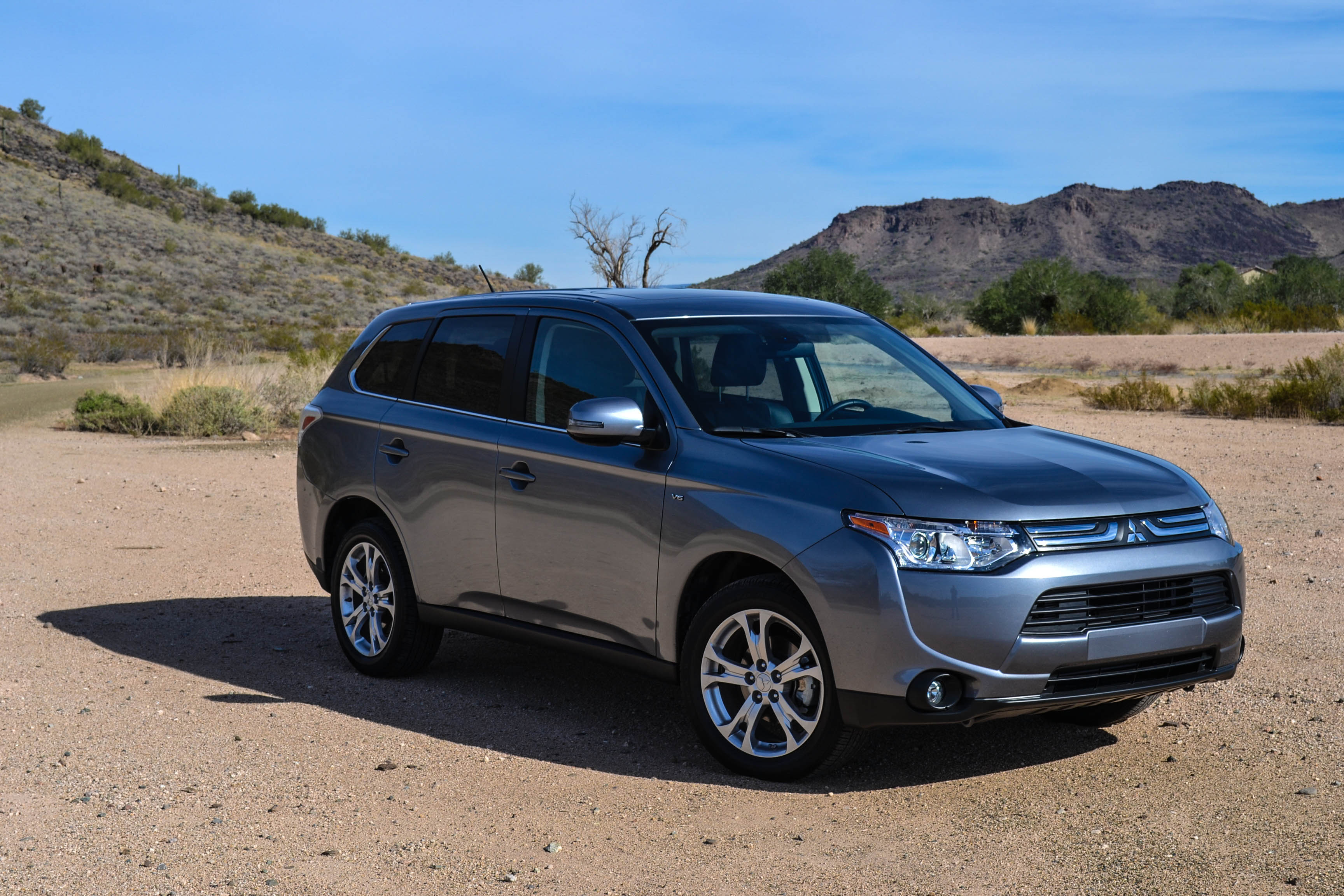 Forgotten But Not Gone: 2014 Mitsubishi Outlander GT