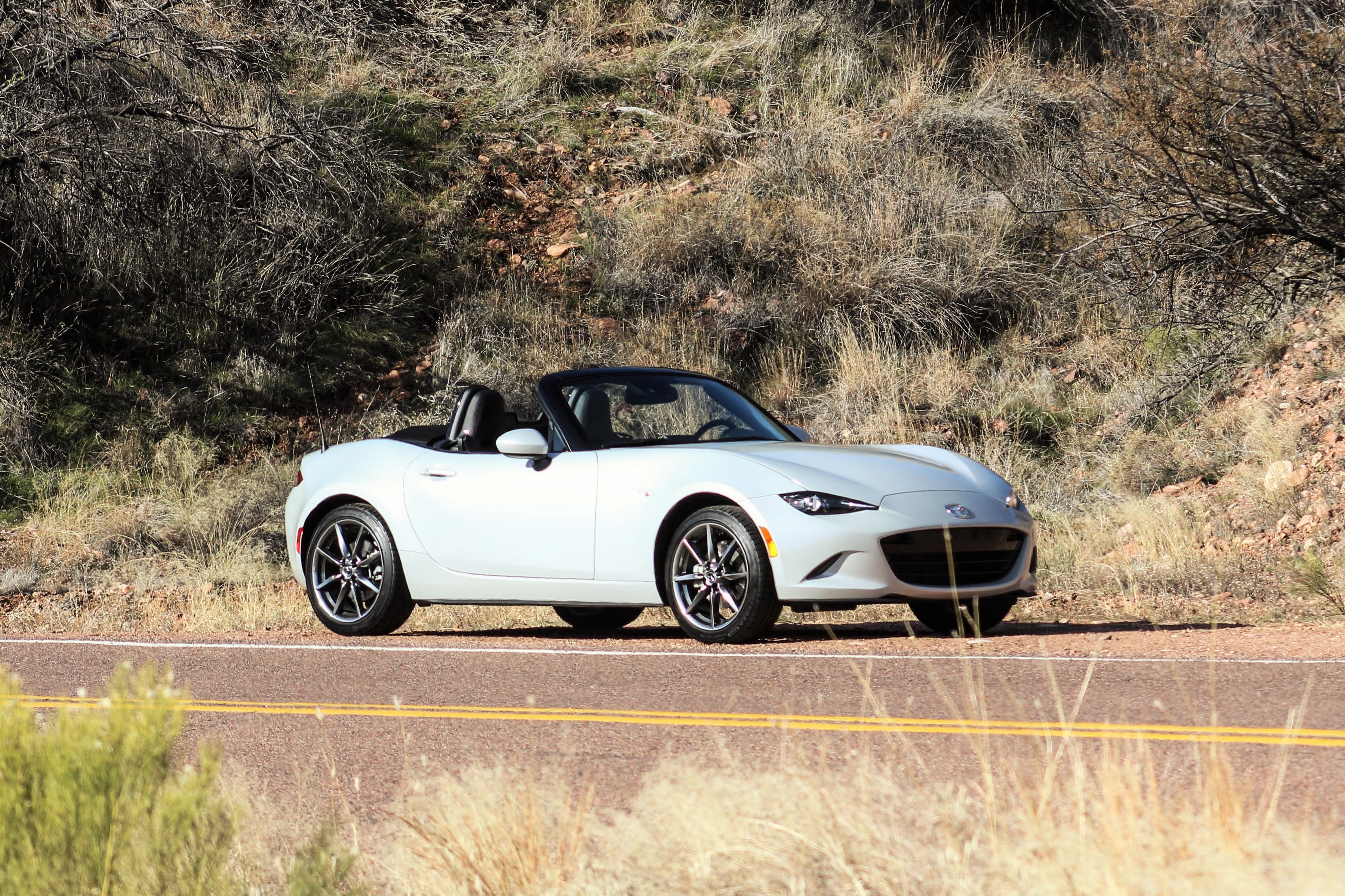 First Drive: 2016 Mazda MX-5 Miata (Manual)