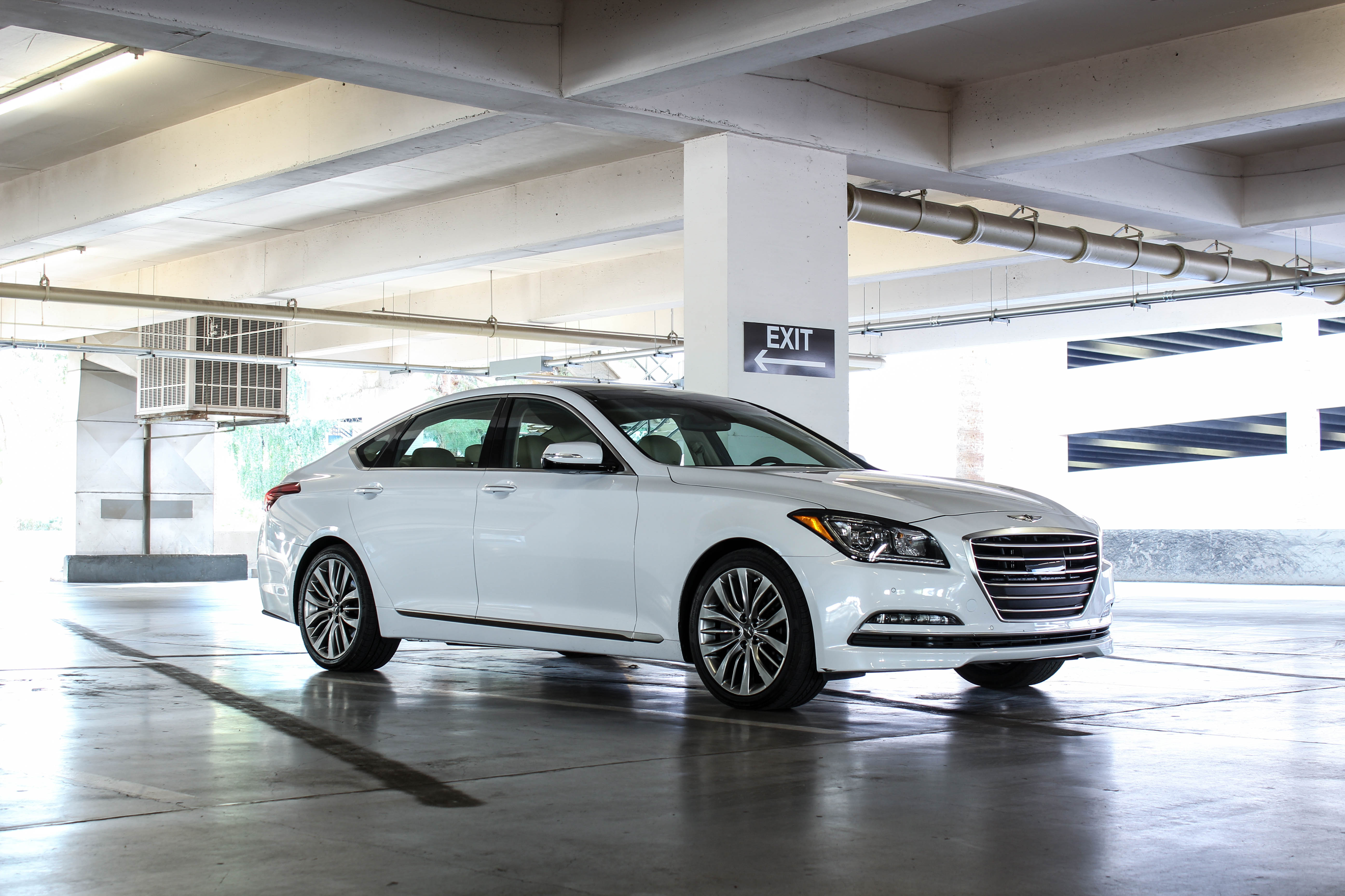 Old Soul: 2017 Genesis G80 5.0L V-8