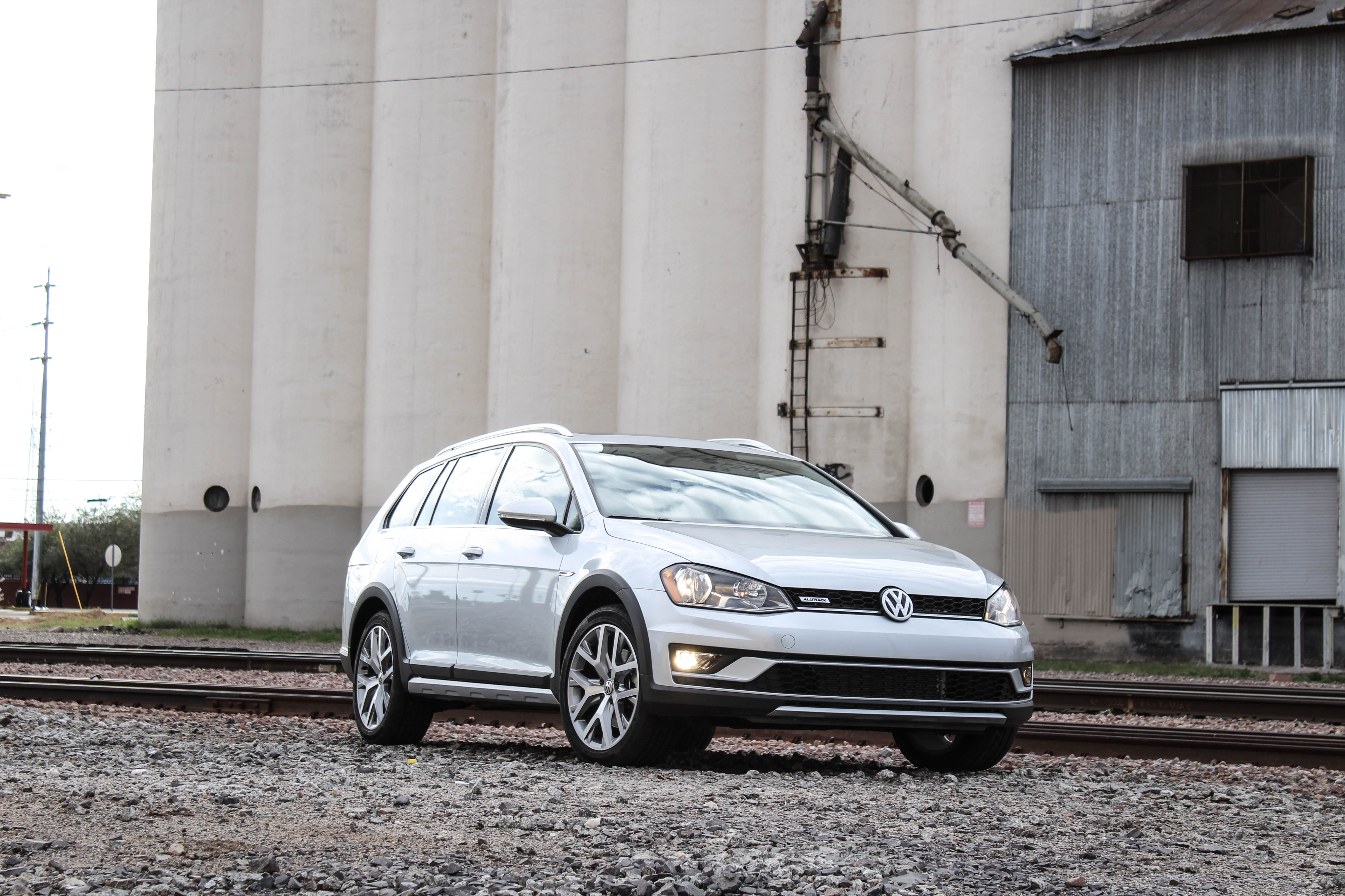 Urban Explorer: 2017 Volkswagen Golf Alltrack TSI® SEL 4Motion®