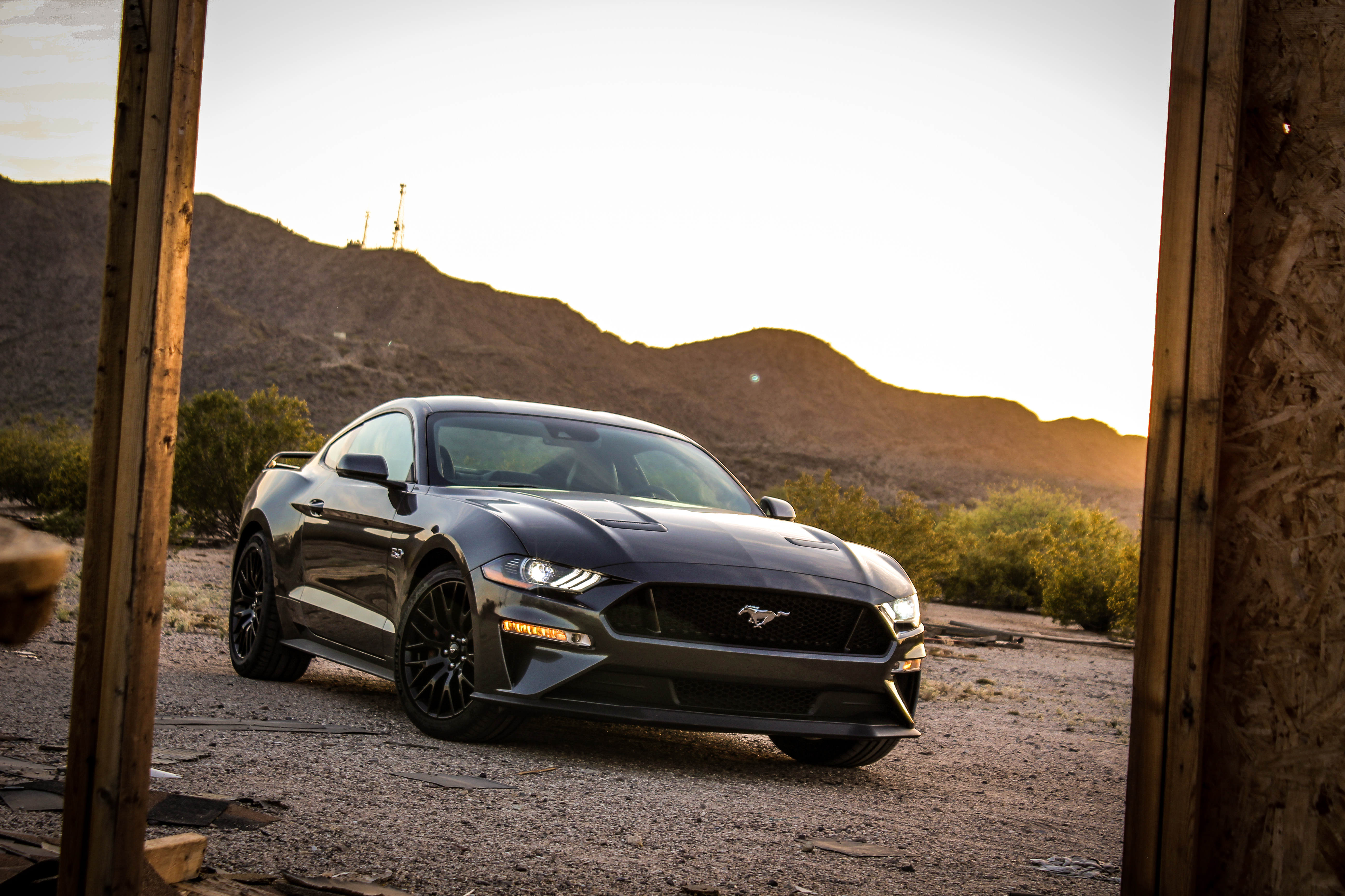 There’s A Monster Outside: 460 HP V-8! 10-Speed Automatic! And Drag Strip Mode! It’s the 2018 Ford Mustang GT