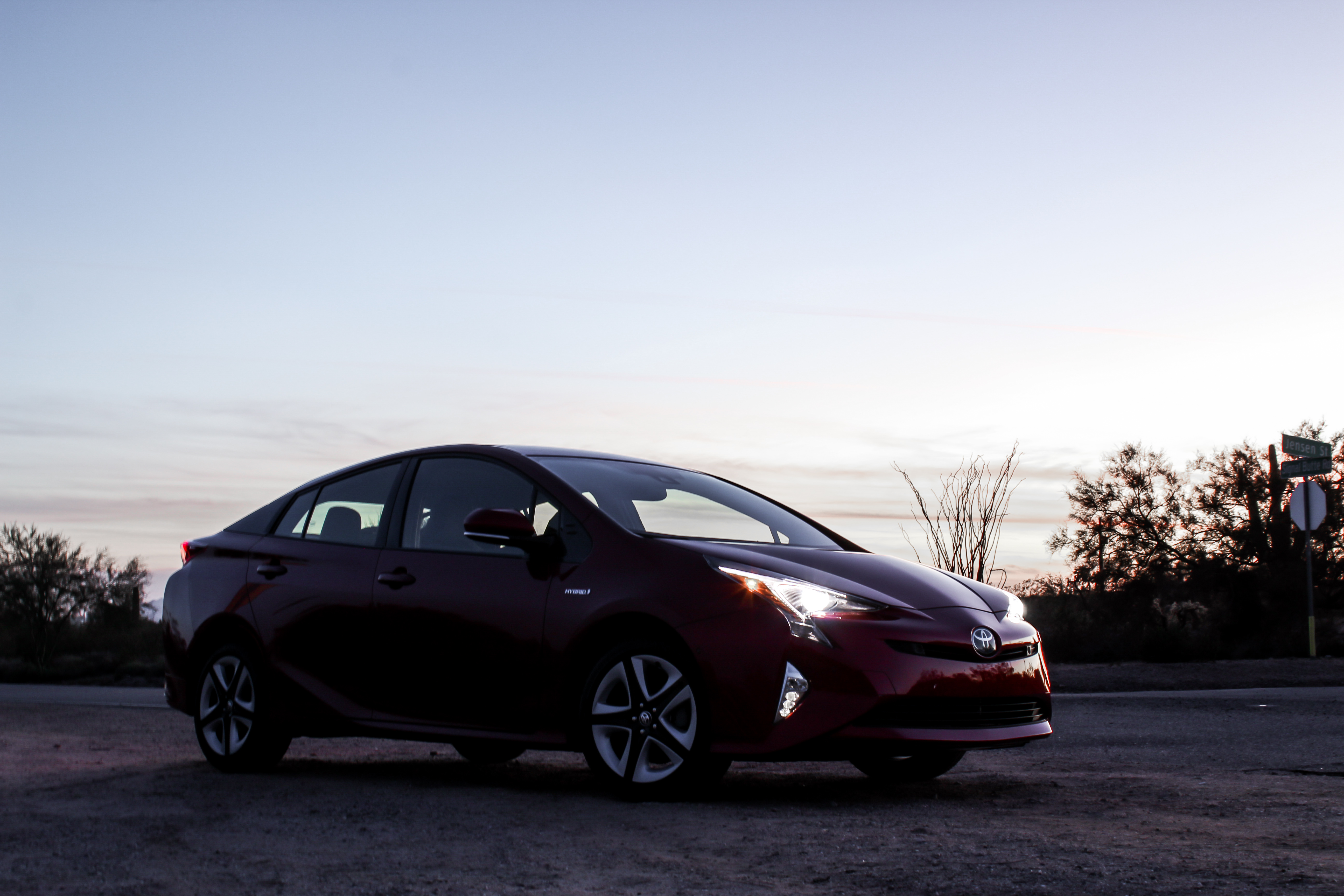 We Turned Driving a 2018 Toyota Prius into an Eco Game