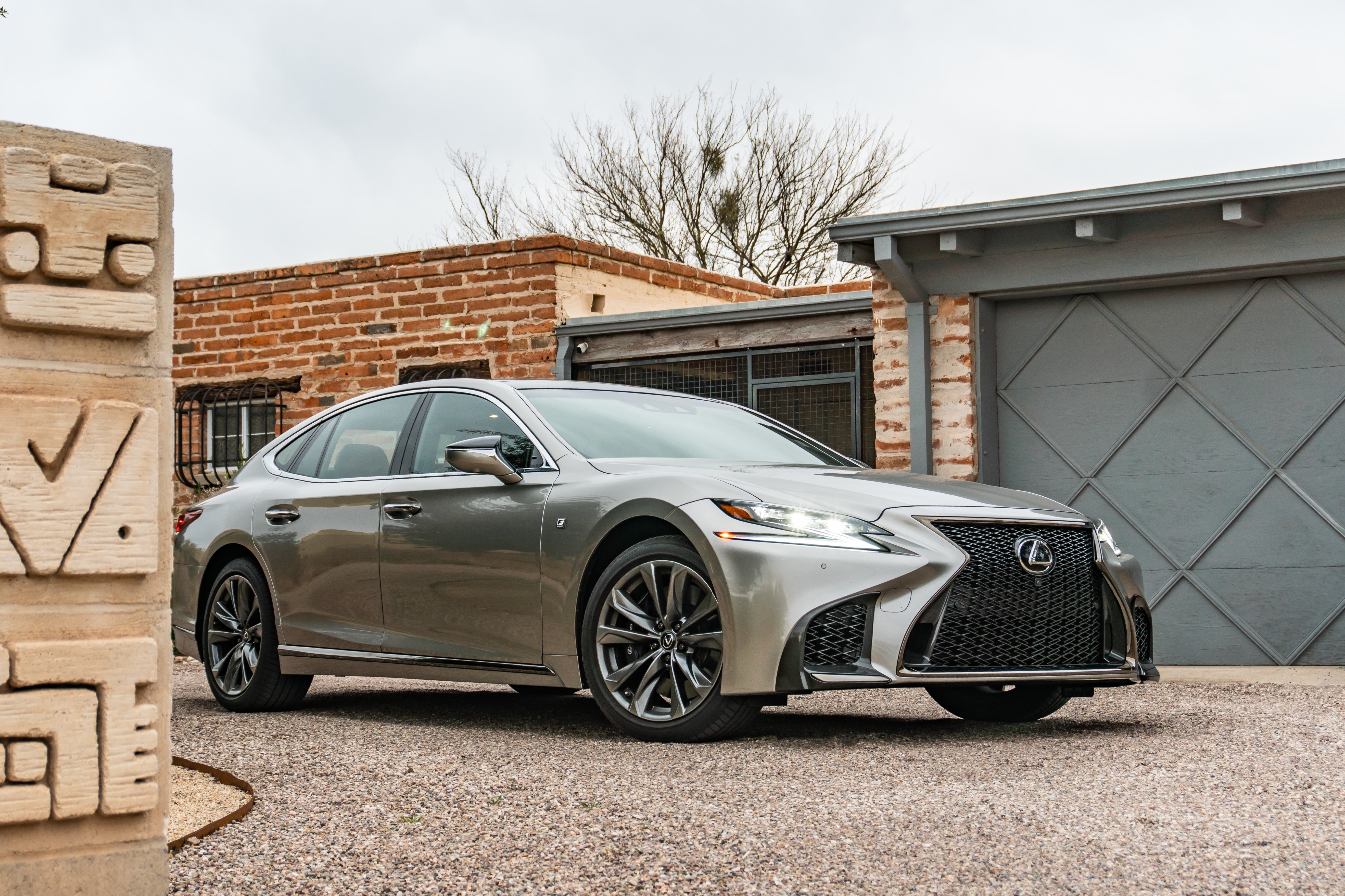 Flash over Luxury: 2019 Lexus LS 500 F SPORT