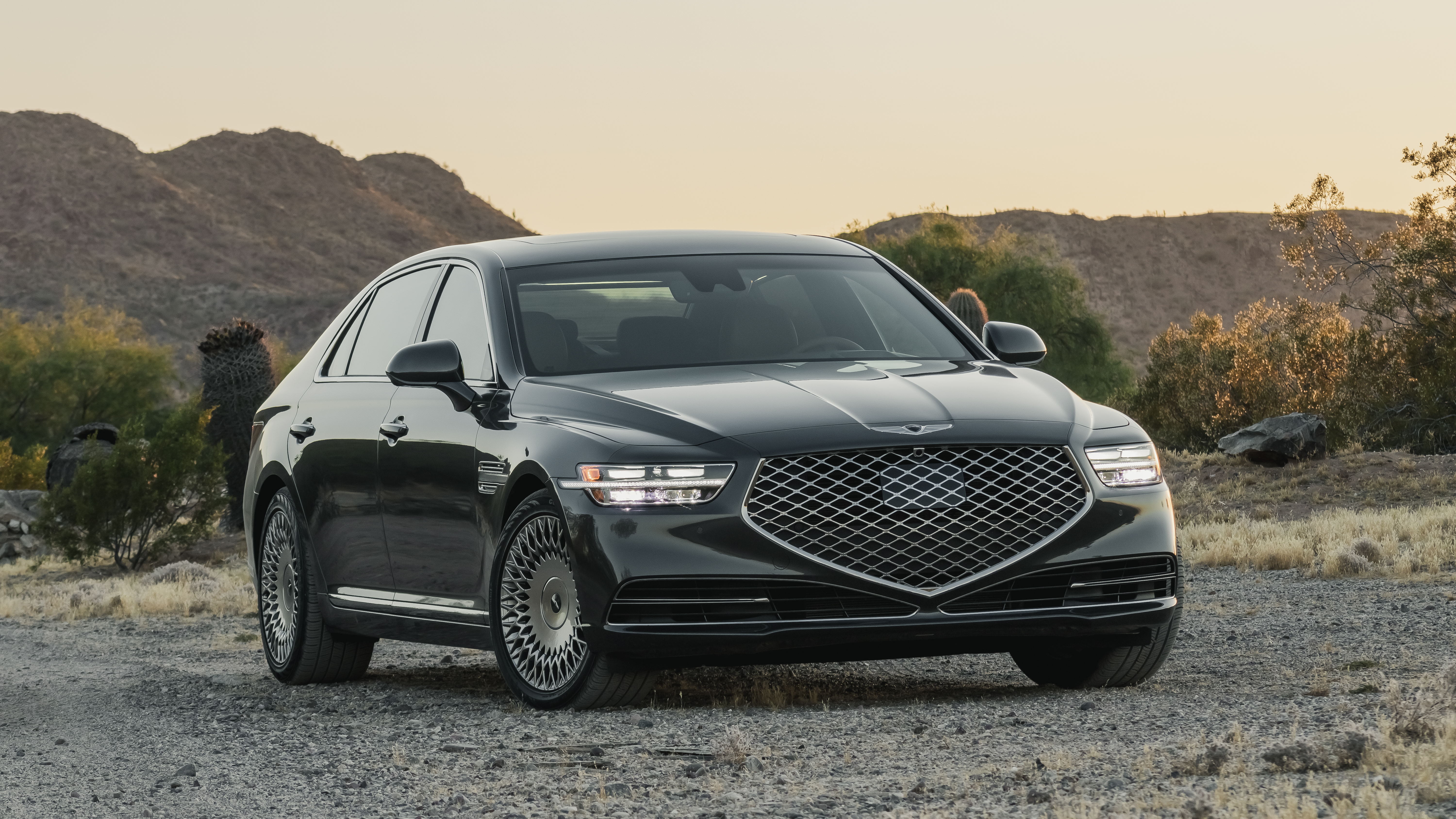 STIRRING THE LUXURY POT: 2020 GENESIS G90
