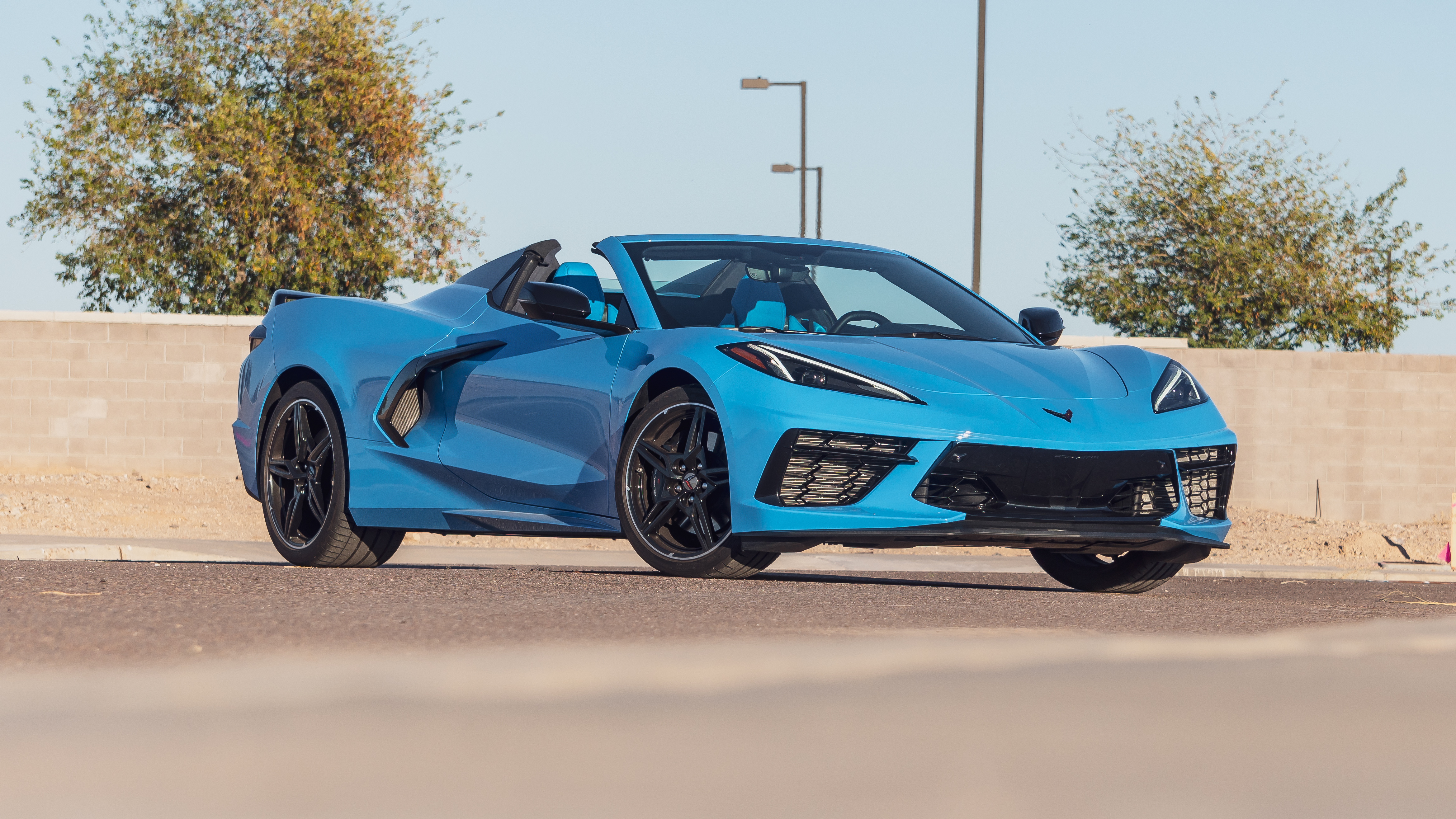 DAY-LING A SUPER CAR: 2021 CHEVROLET CORVETTE STINGRAY Z51 CONVERTIBLE