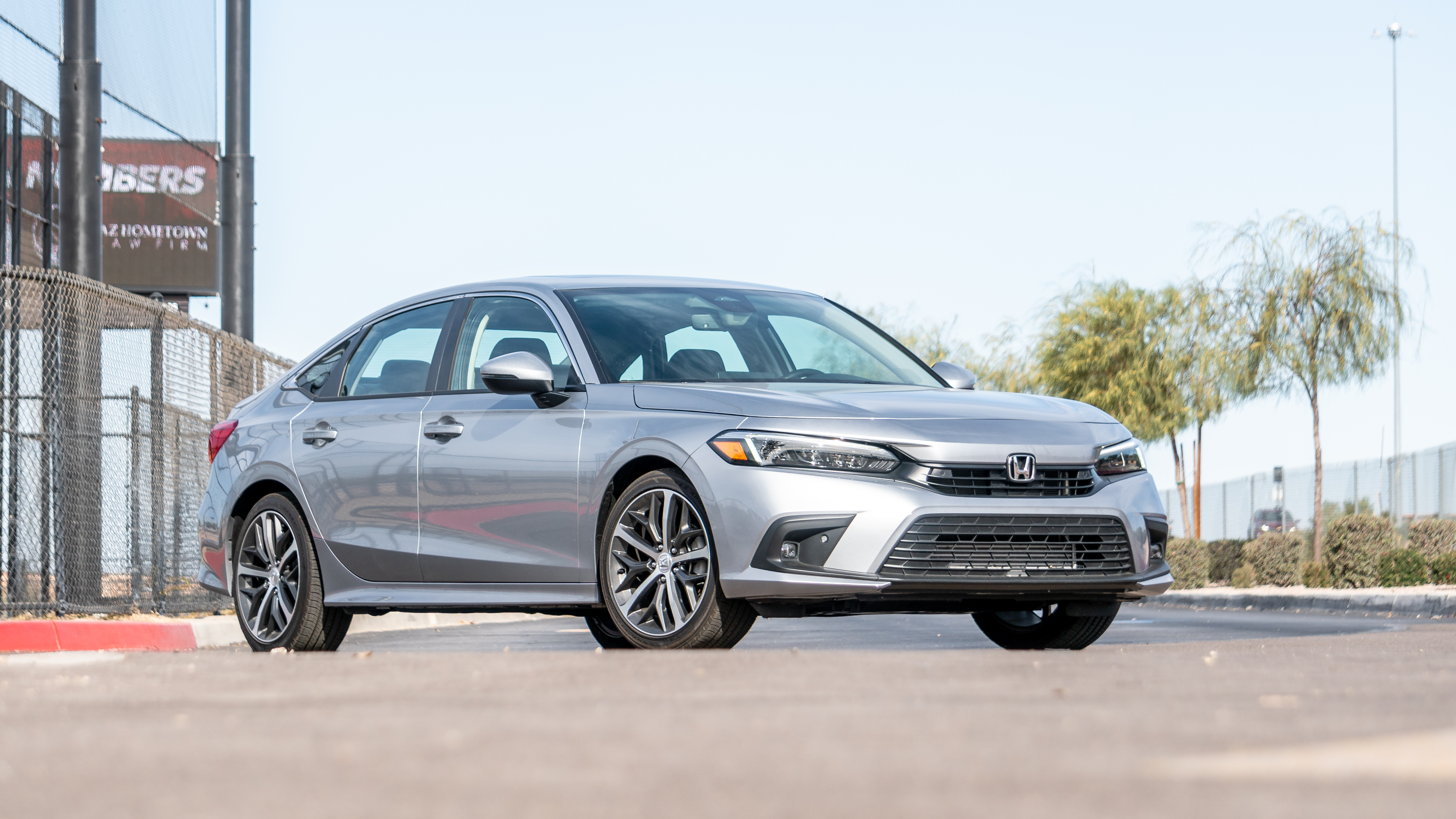 CHARMING DELIGHT: 2022 HONDA CIVIC