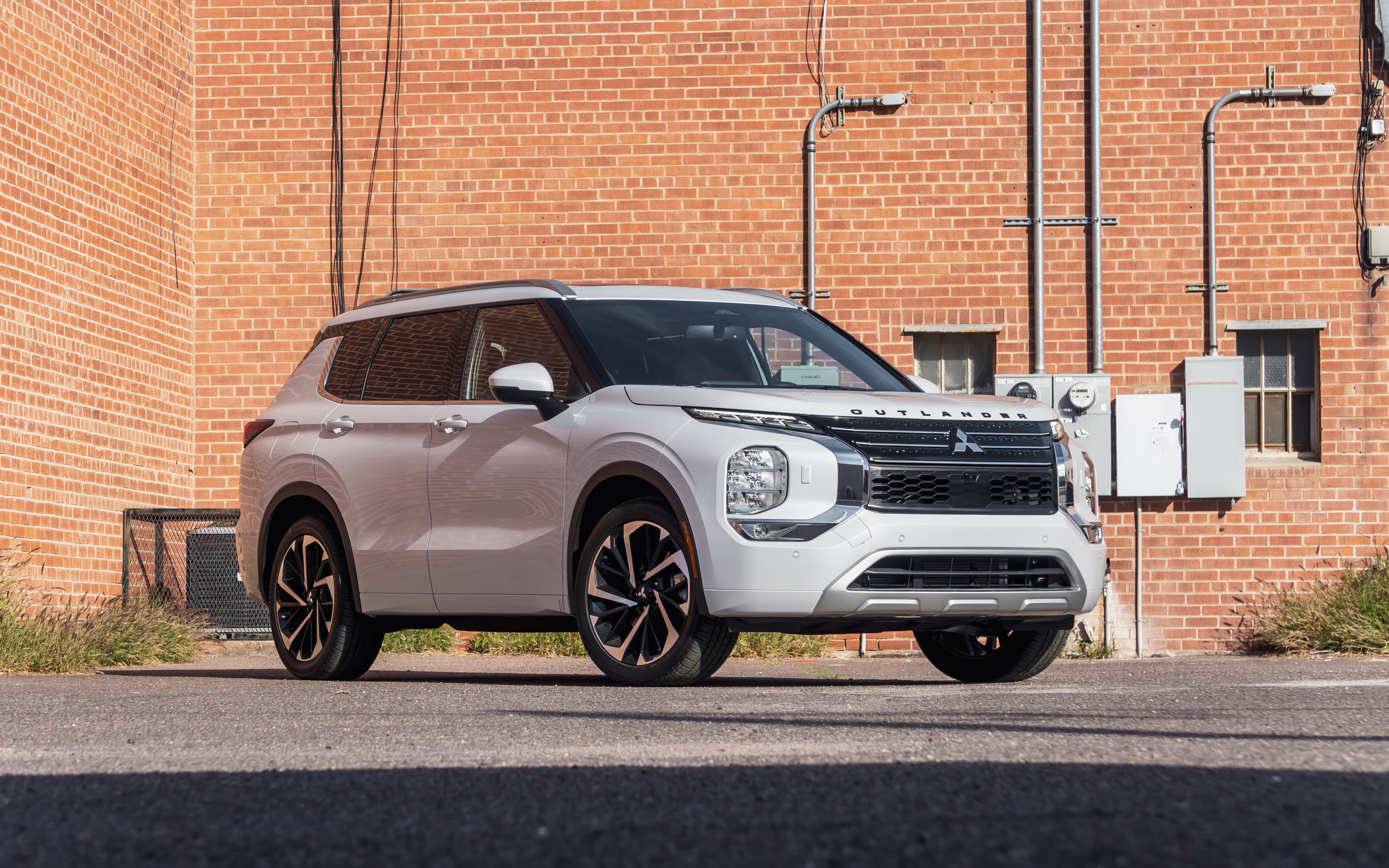 RESURRECTED: 2022 MITSUBISHI OUTLANDER