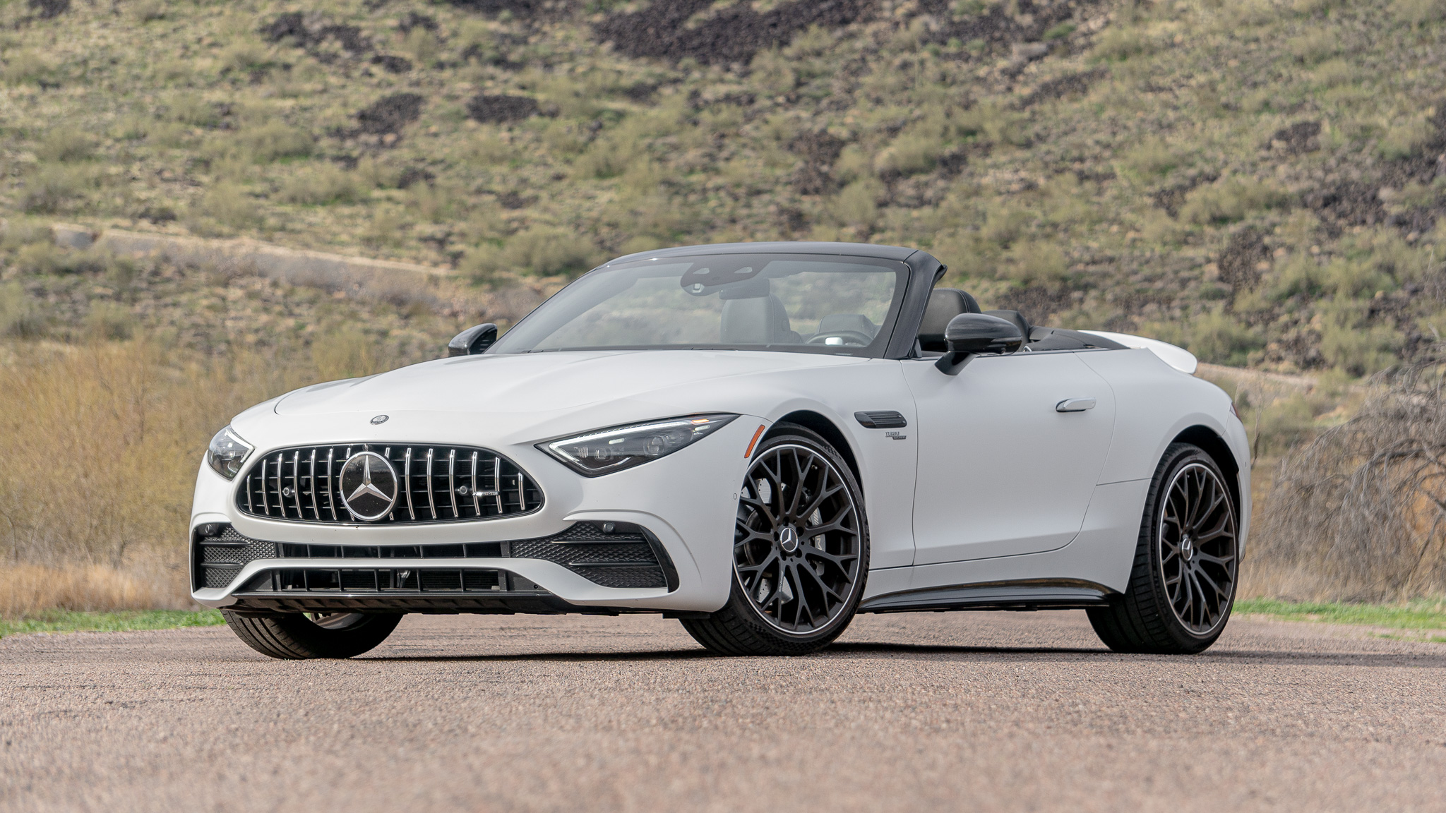 EXPLORING NEW PERFORMANCE: 2023 MERCEDES-AMG SL43 ROADSTER
